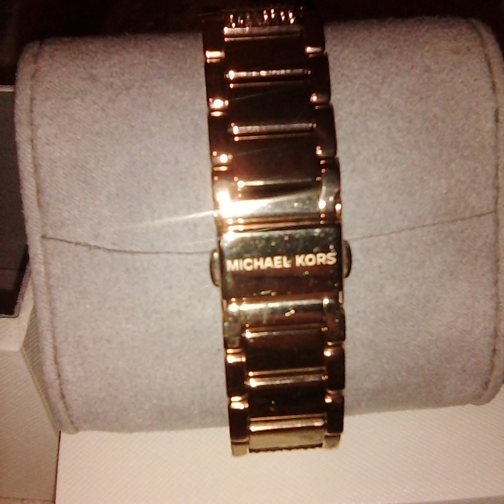 Mk watch - Picture 11 of 11